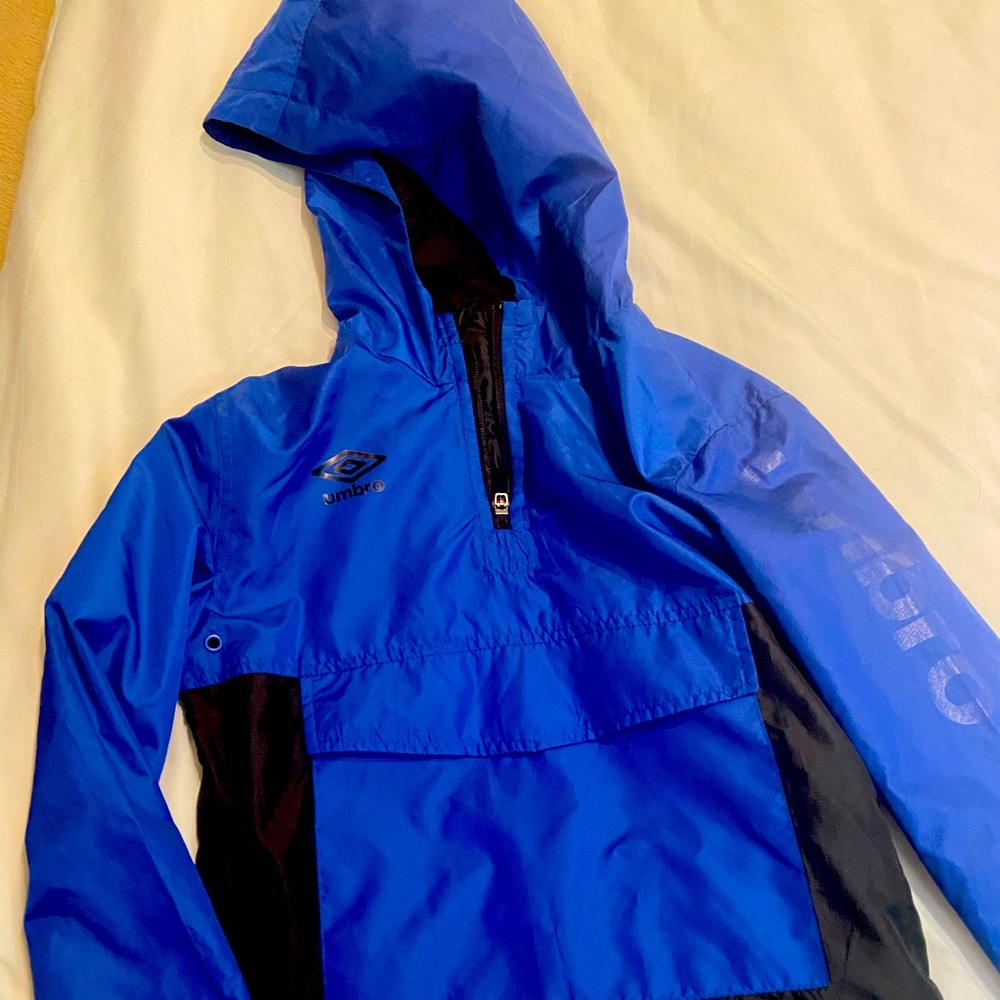Umbro Rain / Wind pull over jacket. 6/7